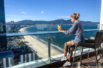 Rosamia Đà Nẵng Hotel – Đẳng cấp khách sạn 5 sao sang-xịn-mịn tọa lạc nơi trung tâm thành phố