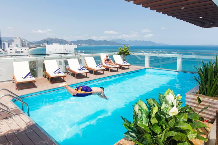 Khách sạn gần viện hải dương học Nha Trang - Balcony Nha Trang Hotel