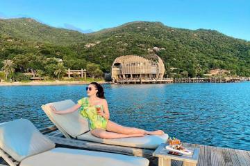 Nghỉ dưỡng tại ‘chốn thiên đường’ giữa lòng phố biển với chuỗi resort ở vịnh Ninh Vân danh tiếng