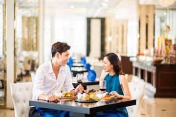 Tận hưởng kỳ nghỉ dưỡng thú vị giữa lòng cố đô với điểm dừng khách sạn nổi tiếng trung tâm Huế