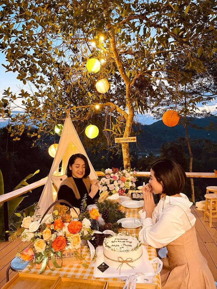 homestay ở Cao Bằng sở hữu không gian tổ chức tiệc ngoài trời thơ mộng