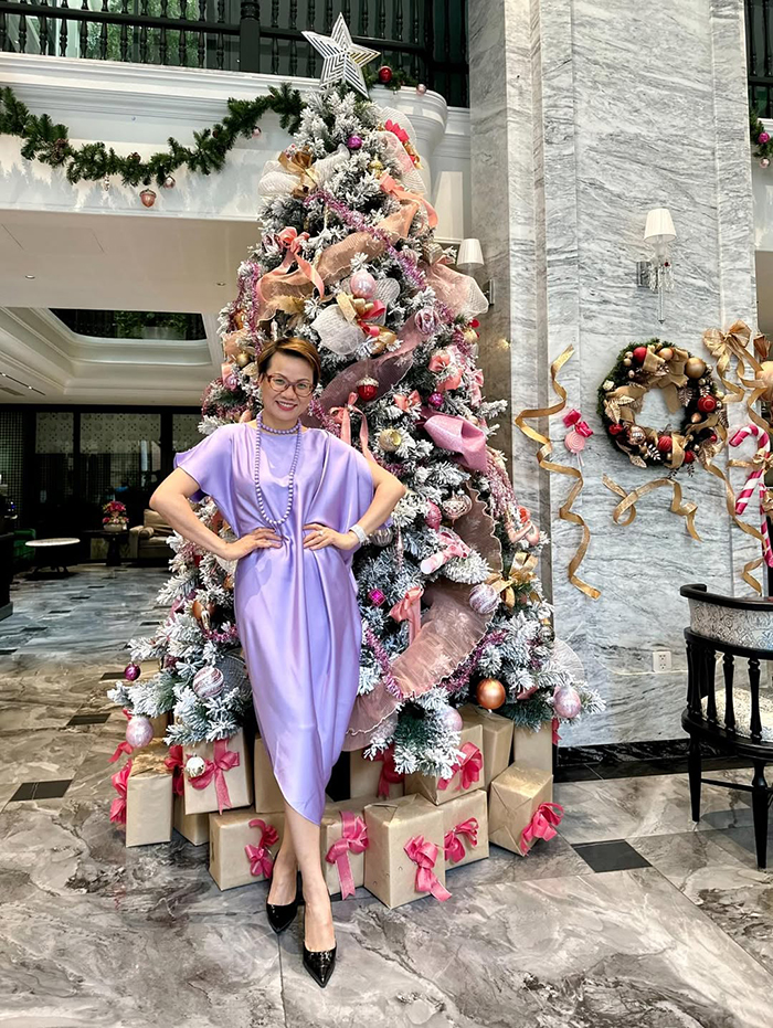 Khách sạn gần Lăng Bác 4 sao Eli Rina Hotel