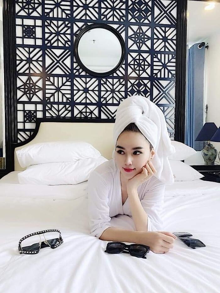 phòng nghỉ dưỡng ở Adora Art Hotel Sài Gòn
