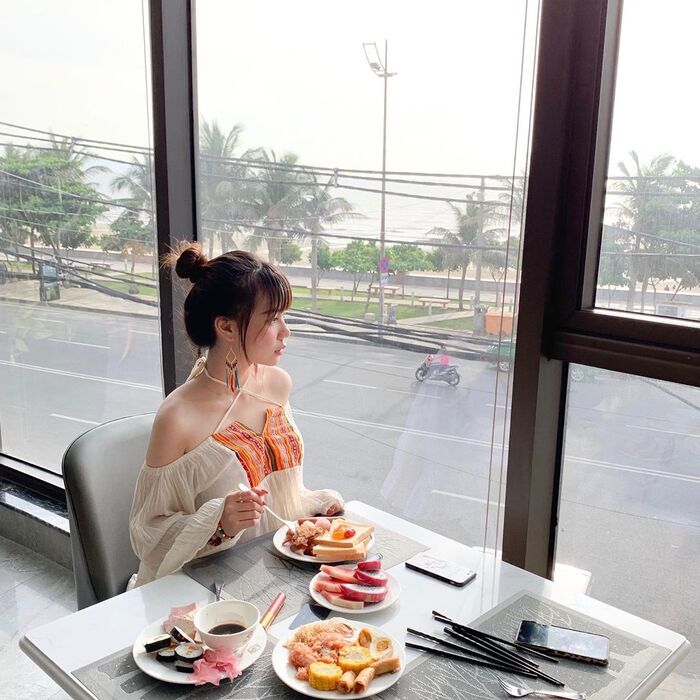 nhà hàng ở Vũng Tàu RIVA Hotel