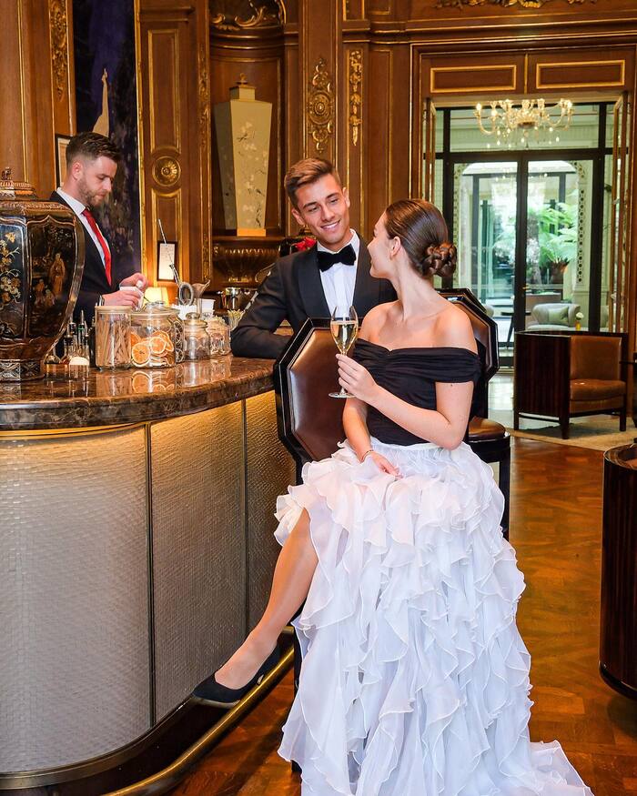 quầy bar cao cấp tại khách sạn 5 sao ở Paris 
