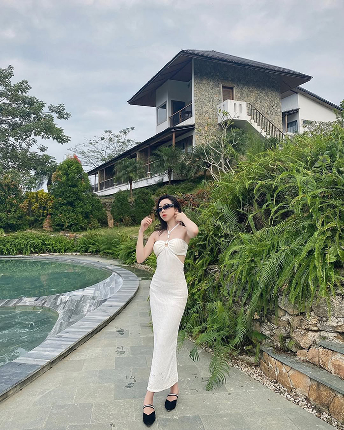 Khuôn viên rộng rãi của resort đẹp tại Hòa Bình
