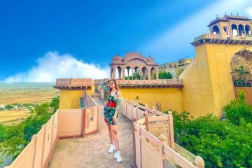 Neemrana Fort Palace, khách sạn hạng sang hồi sinh từ phế tích cổ tại Ấn Độ