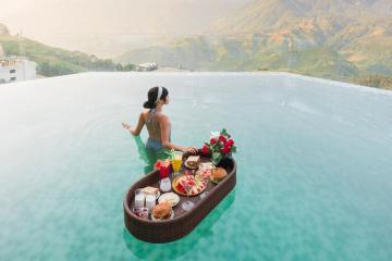 Chiêm ngưỡng toàn cảnh thung lũng Mường Hoa thơ mộng tại Bamboo Sapa Hotel đẳng cấp