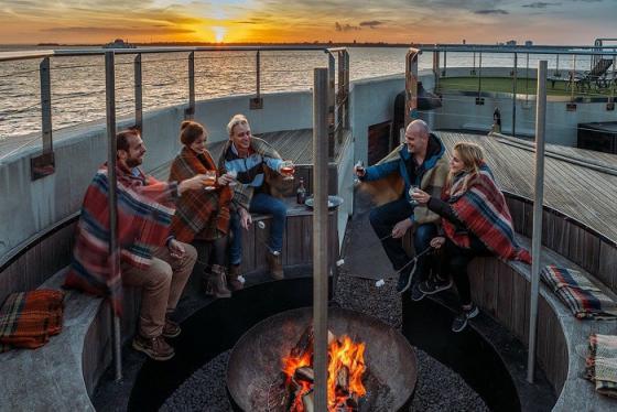 Trải nghiệm Spitbank Forts hotel, khách sạn pháo đài giữa đại dương đầu tiên trên thế giới