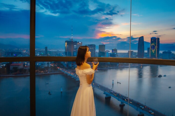 khách sạn nổi tiếng trung tâm Đà Nẵng