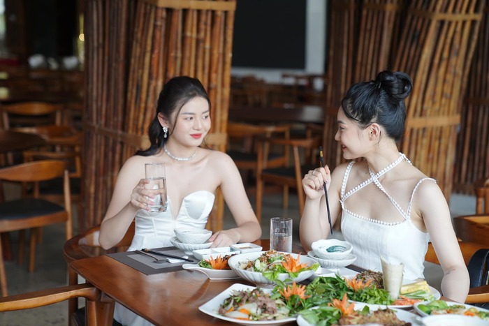 khám phá ẩm thực tại nhà hàng khách sạn 5 sao ở Ninh Bình 