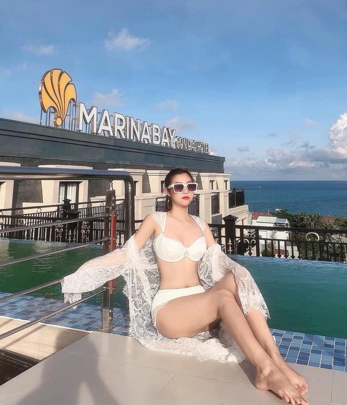 bể bơi view biển ở khách sạn gần sân bay Côn Đảo 
