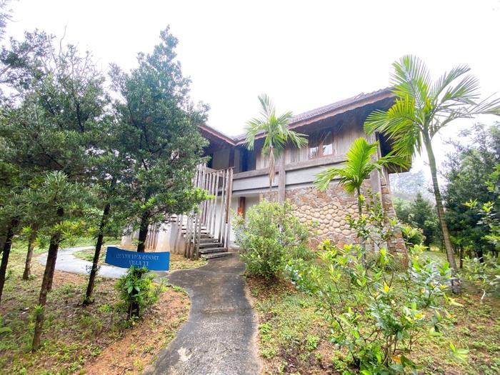 phòng view núi ở Quỳnh Viên Resort 