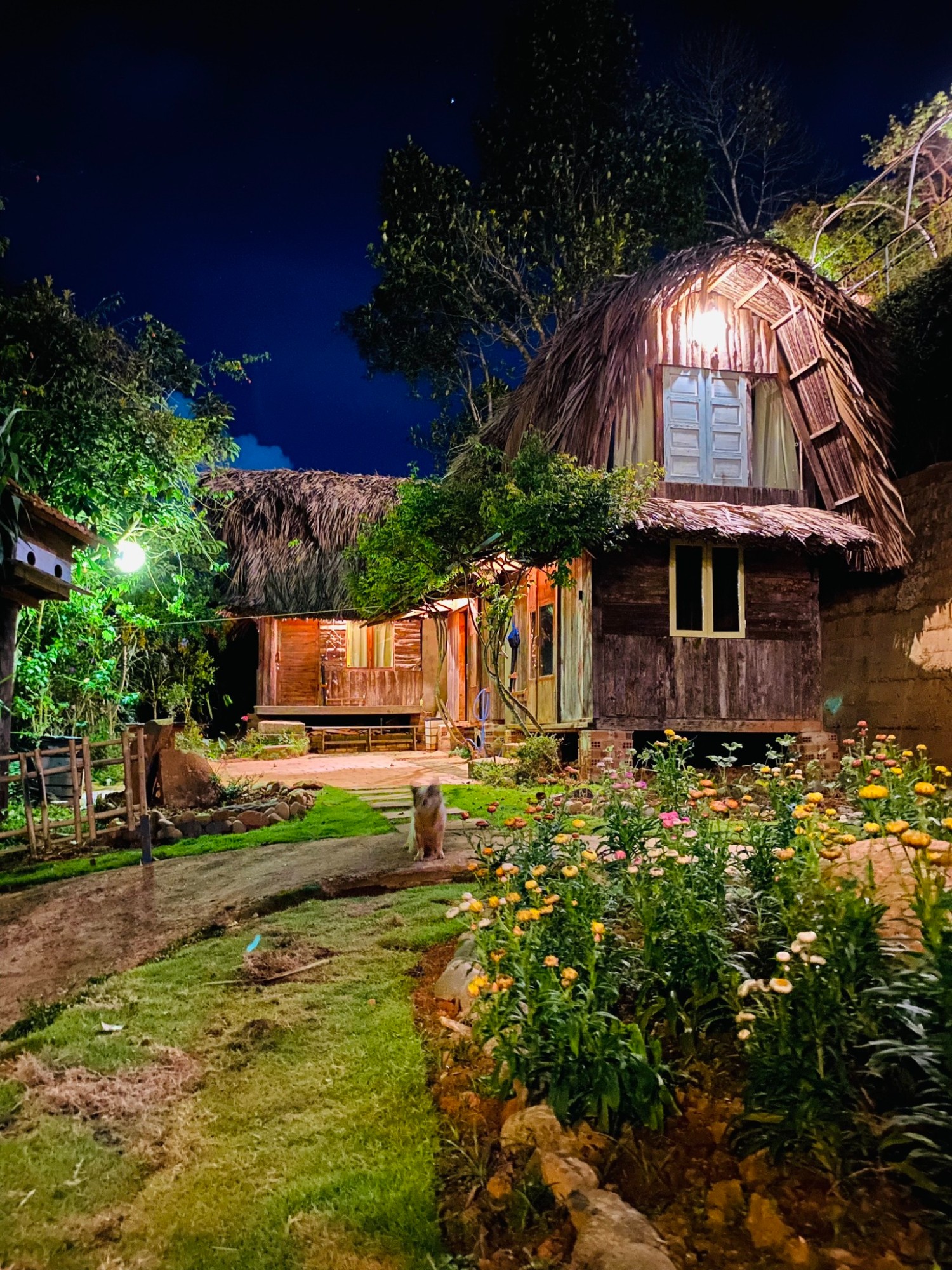 Vườn Nhà Củi