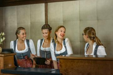 Dừng chân ở Platzl Hotel Munich để sống chậm, sống an lành giữa khu phố cổ nước Đức
