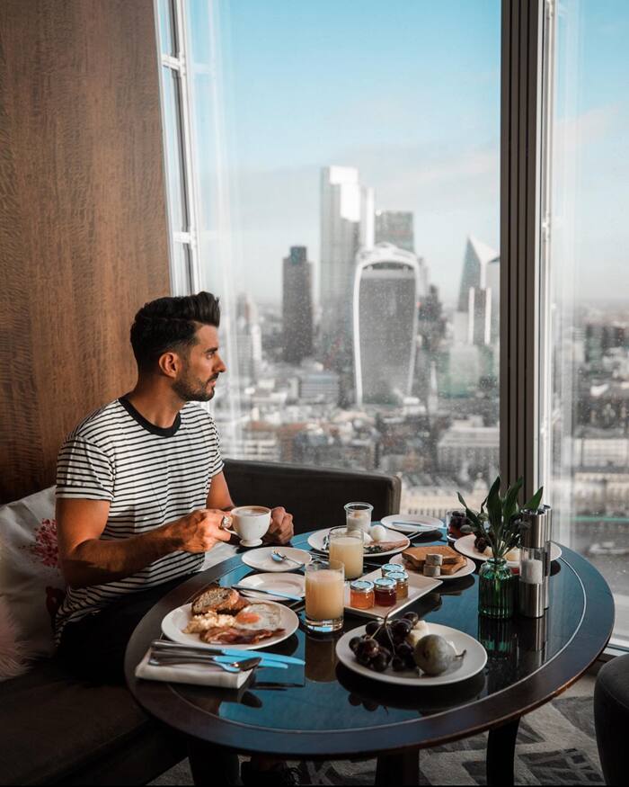 khám phá ẩm thực Anh lôi cuốn tại khách sạn 5 sao ở London 