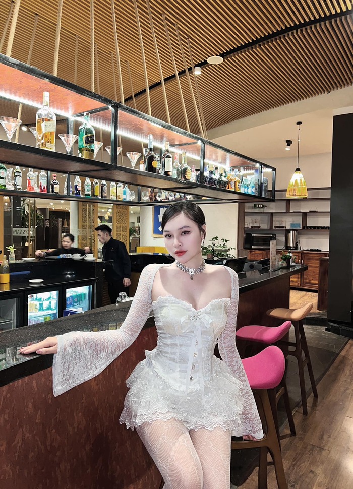 khám phá quầy bar cao cấp tại khách sạn 5 sao ở Sapa 