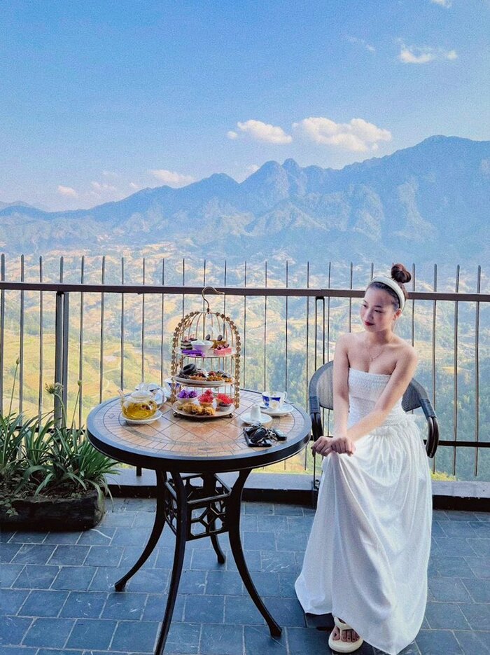 tiệc trà sang trọng tại khách sạn 5 sao ở Sapa 