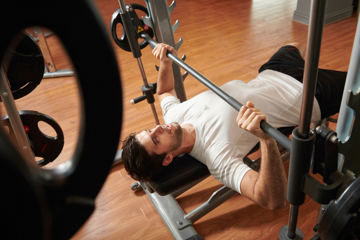 duy trì thói quen tập luyện tại phòng gym khách sạn 5 sao ở Sapa 