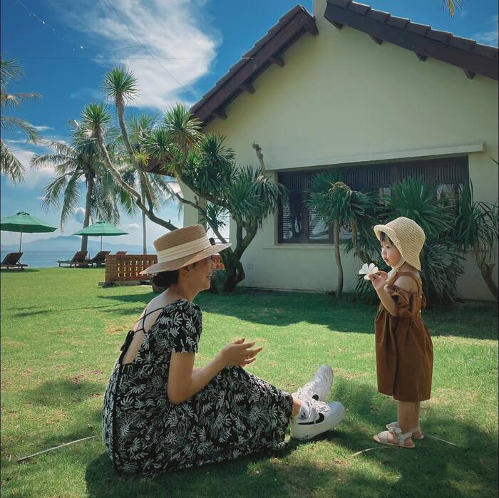 tận hưởng những giây phút thư giãn tuyệt vời tại resort gần bãi biển Cửa Đại