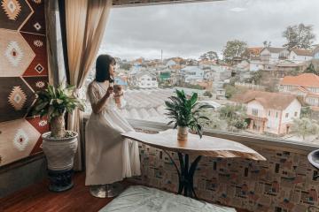 Sống chậm lại và tận hưởng những khoảnh khắc thư giãn thảnh thơi nơi Ô Cửa Mùa Thu Đà Lạt