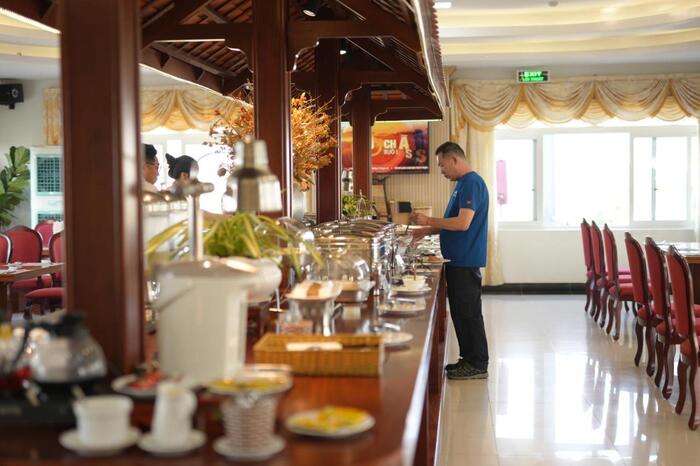 khách sạn gần sân bay Pleiku cung cấp các món ăn 3 miền đa dạng