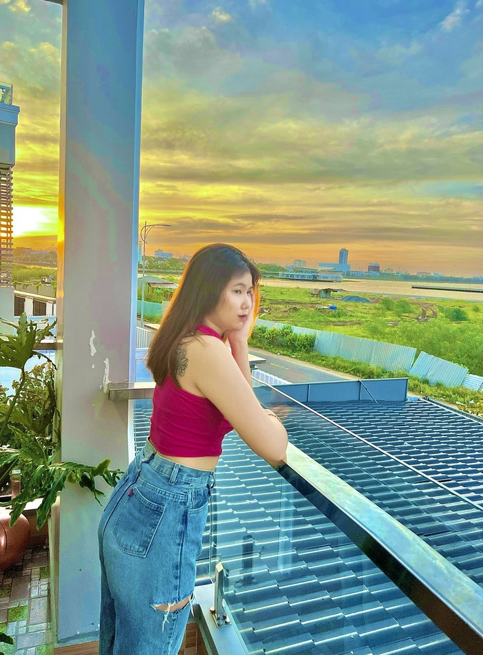 ngắm cảnh thơ mộng từ ban công khách sạn gần sân bay Rạch Giá 