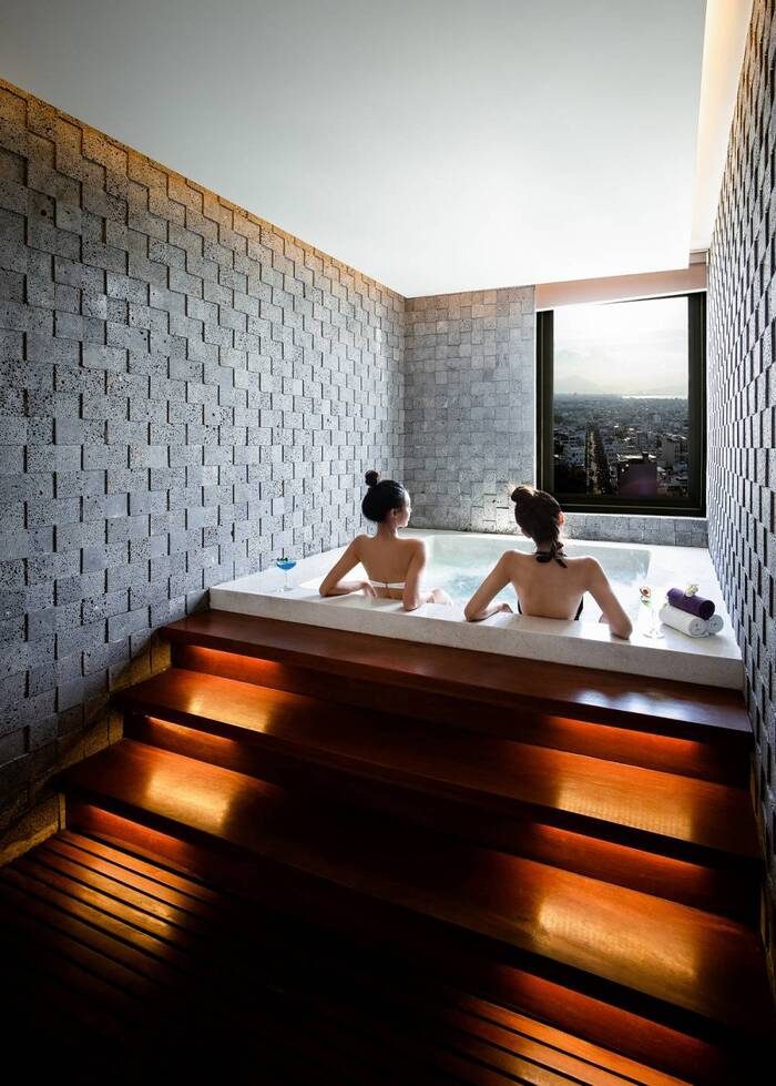 Khách sạn gần công viên Apec Đà Nẵng chất lượng - Vanda Hotel Danang