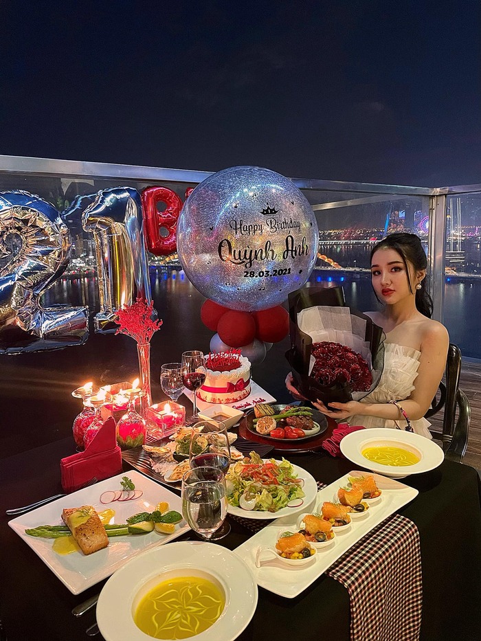 Khách sạn gần công viên Apec Đà Nẵng chất lượng - Brilliant Hotel Danang