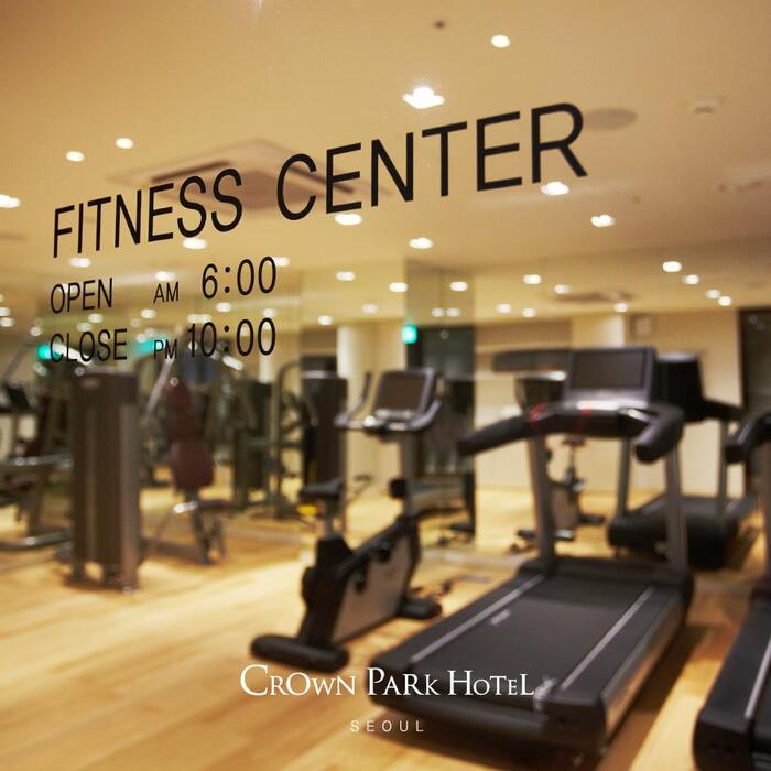 Khách sạn gần làng Bukchon Hanok chất lượng - Crown Park Hotel Seoul